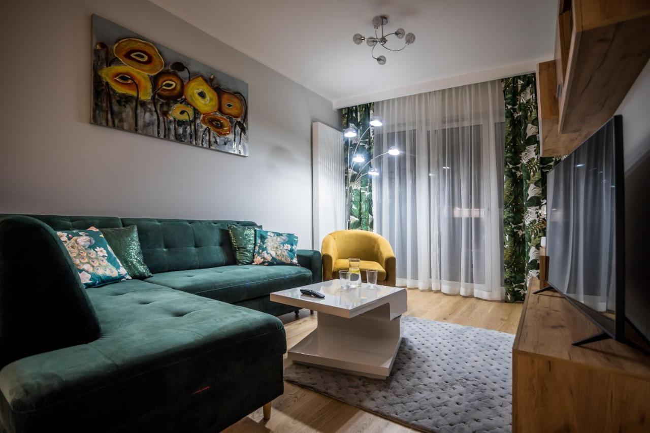 Resinest Apartamenty Jurowiecka J15 Białystok Eksteriør bilde